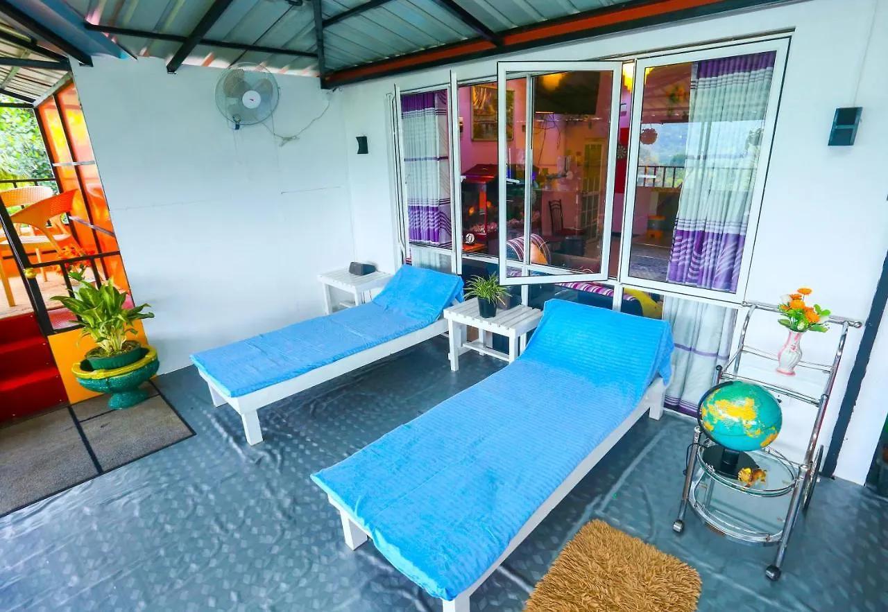 Villa Hill Top View Point Homestay & Resort Peradeniya